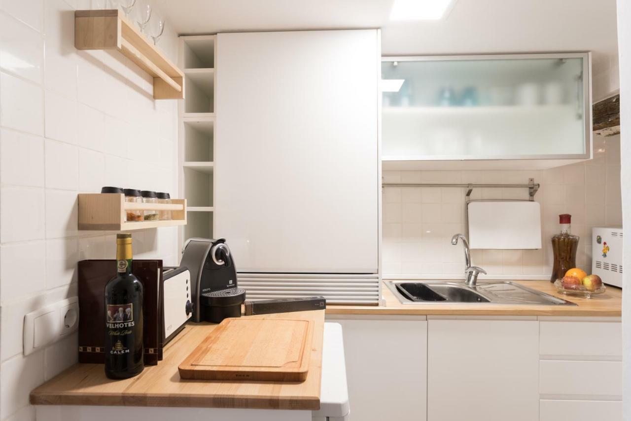 Charming Apartment Travessa Do Alcaide Lisboa المظهر الخارجي الصورة